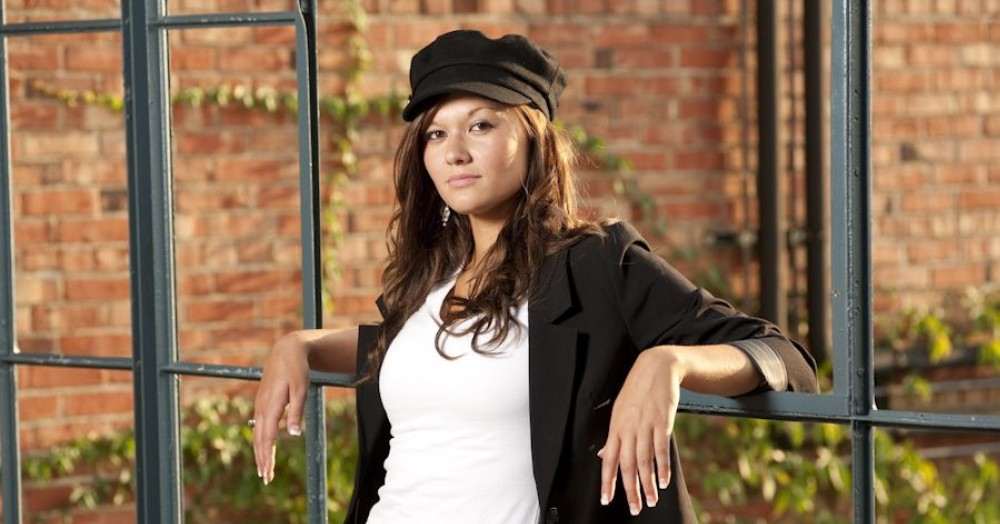 Columbia Missouri Senior Pictures: Senior Outside